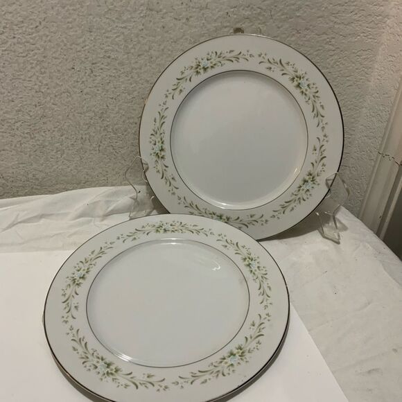 Four Crown China Claridge #317 Dinner Plates 10.5” Set of 2 K1 - Picture 2 of 6